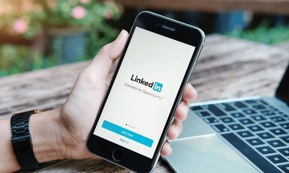 Advertisment 4 – LinkedIn Ads Introduction